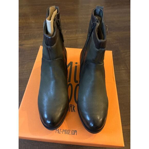 Miz Mooz Leather Wide Width Heeled Ankle Boots Bronte Olive 5.5 - Picture 2 of 8
